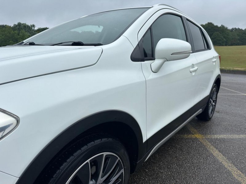 SUZUKI SX4 S-CROSS
