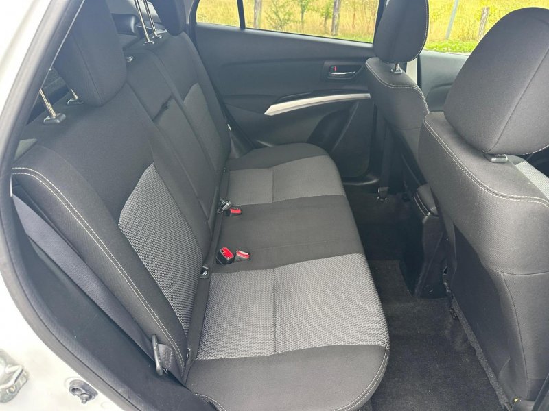 SUZUKI SX4 S-CROSS