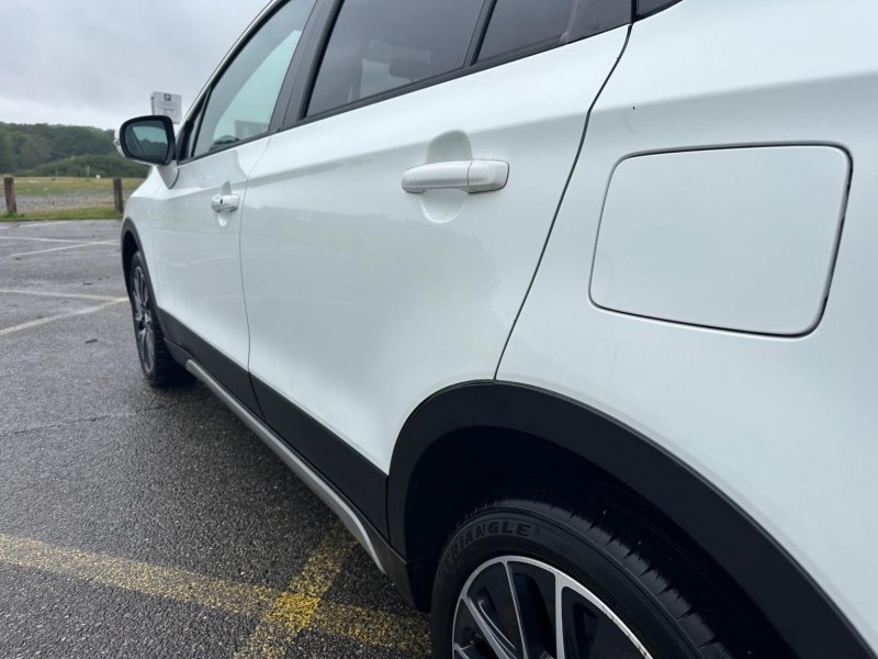 SUZUKI SX4 S-CROSS