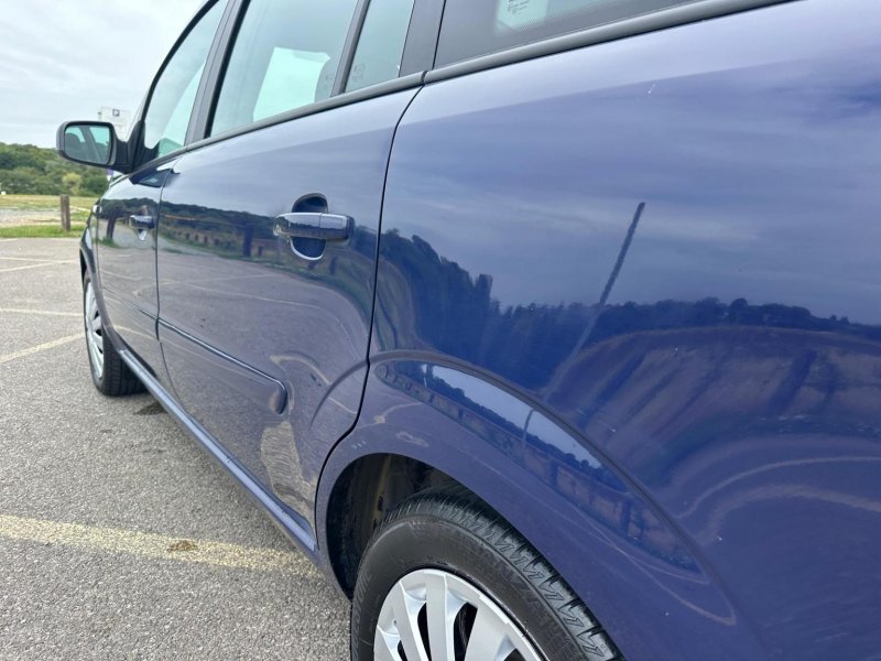 VAUXHALL ZAFIRA