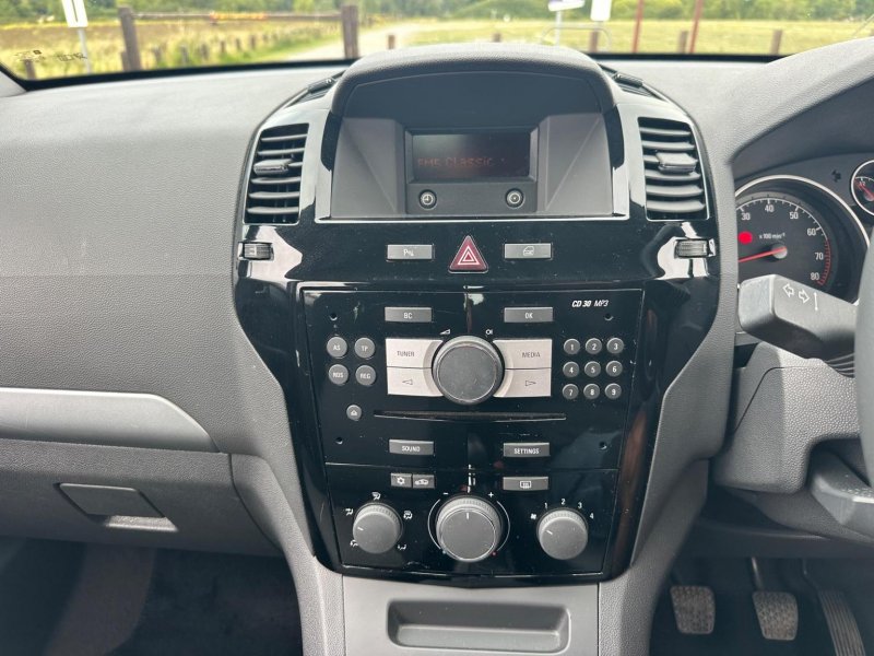 VAUXHALL ZAFIRA