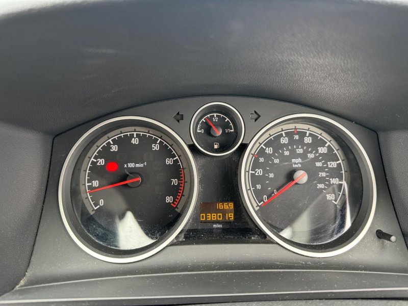 VAUXHALL ZAFIRA