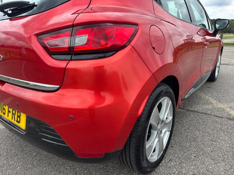 RENAULT CLIO