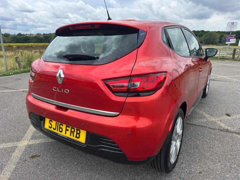 RENAULT CLIO