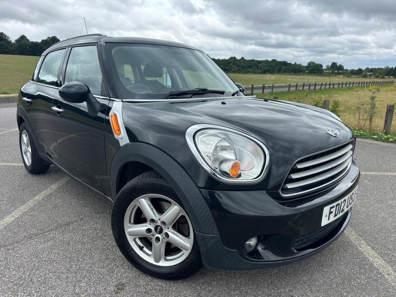 View MINI COUNTRYMAN 1.6 Cooper D Euro 5 (s/s) 5dr