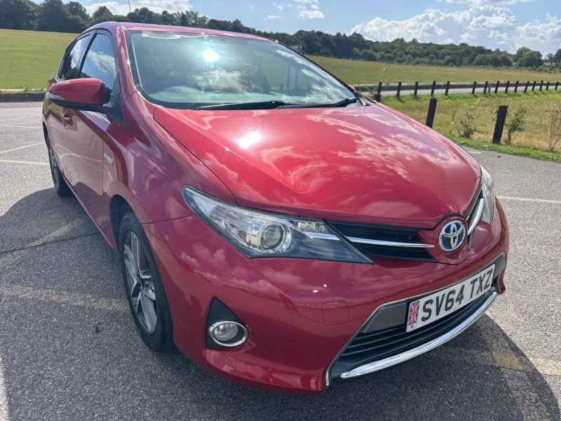 View TOYOTA AURIS 1.8 VVT-h Icon Plus CVT Euro 5 (s/s) 5dr