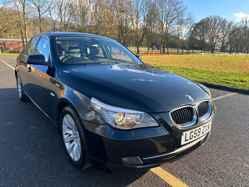 View BMW 5 SERIES 2.0 520d SE Business Edition Steptronic Euro 4 4dr