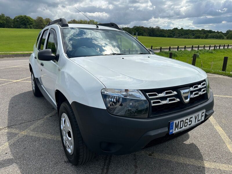 View DACIA DUSTER 1.6 Access 4WD Euro 6 (s/s) 5dr