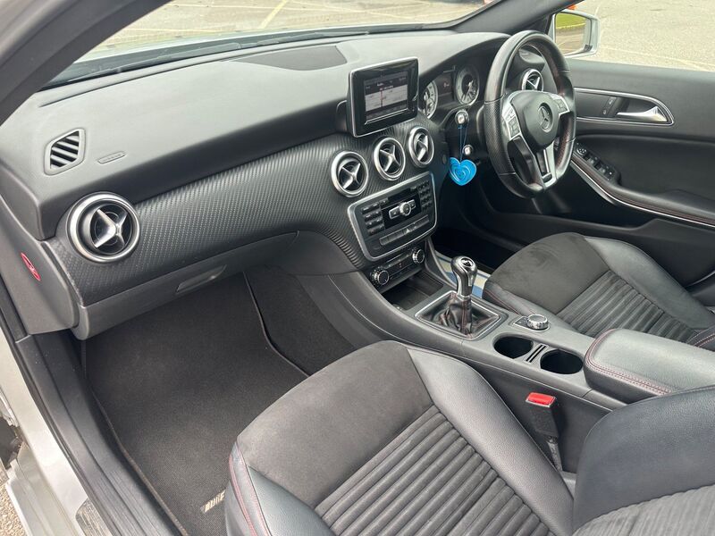 MERCEDES-BENZ A CLASS