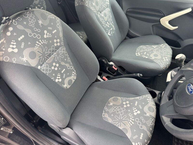 FORD KA