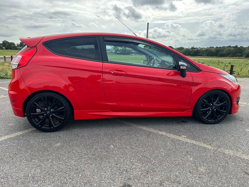 FORD FIESTA
