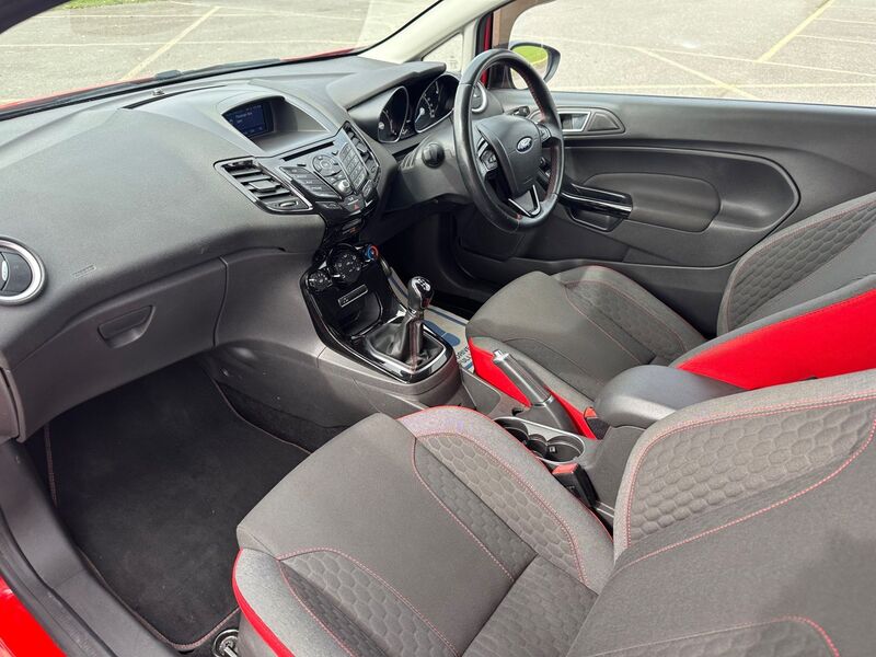 FORD FIESTA