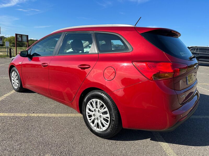 KIA CEED