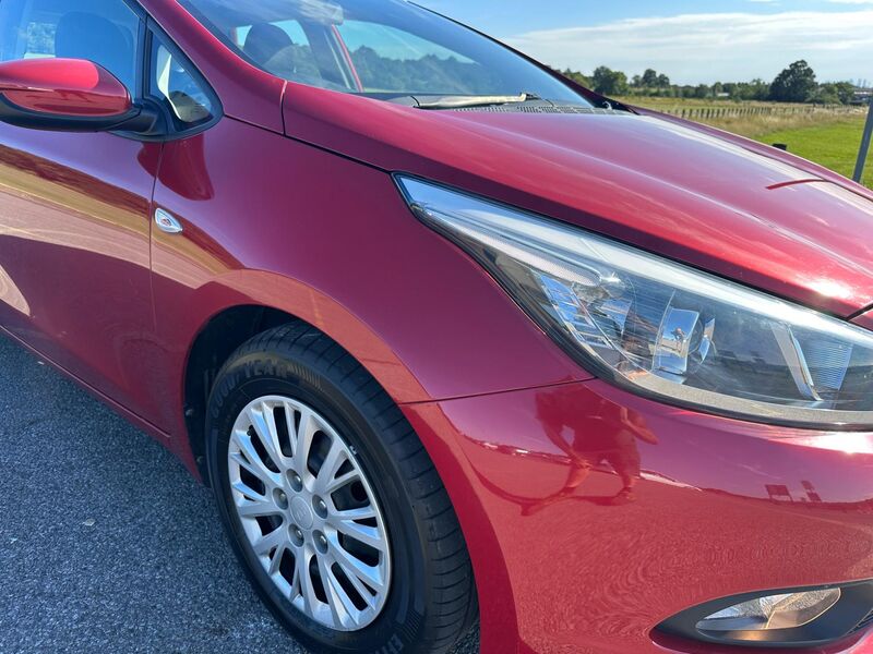 KIA CEED