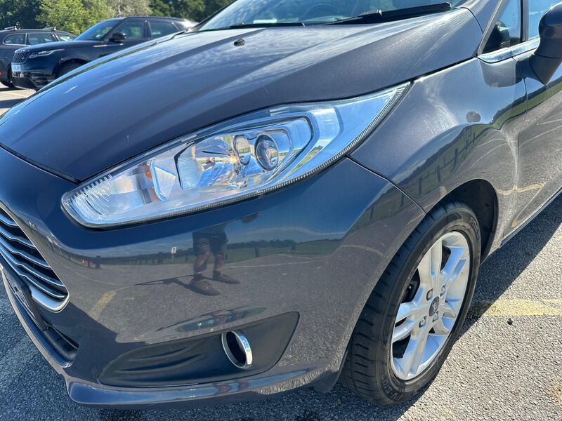 FORD FIESTA