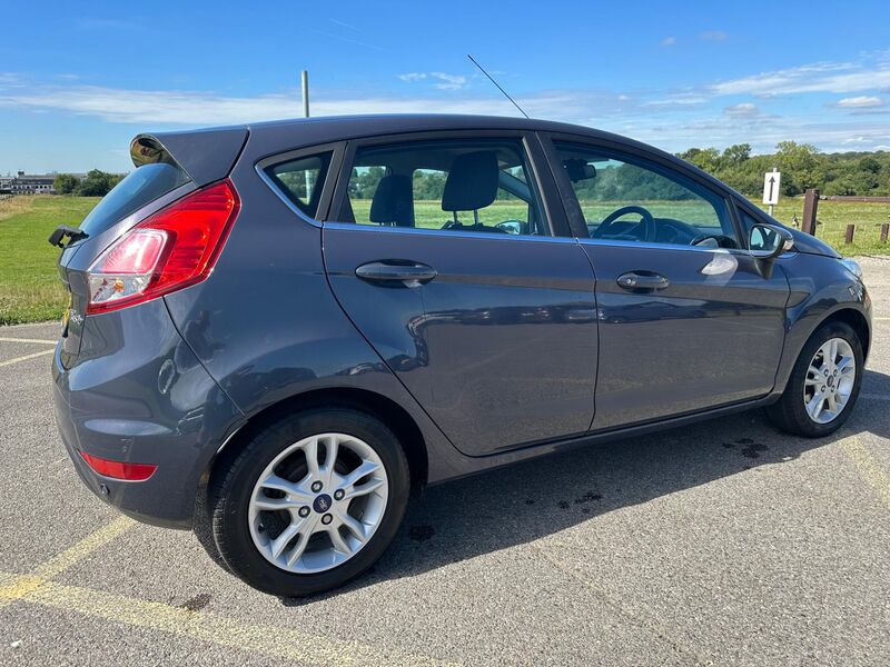 FORD FIESTA