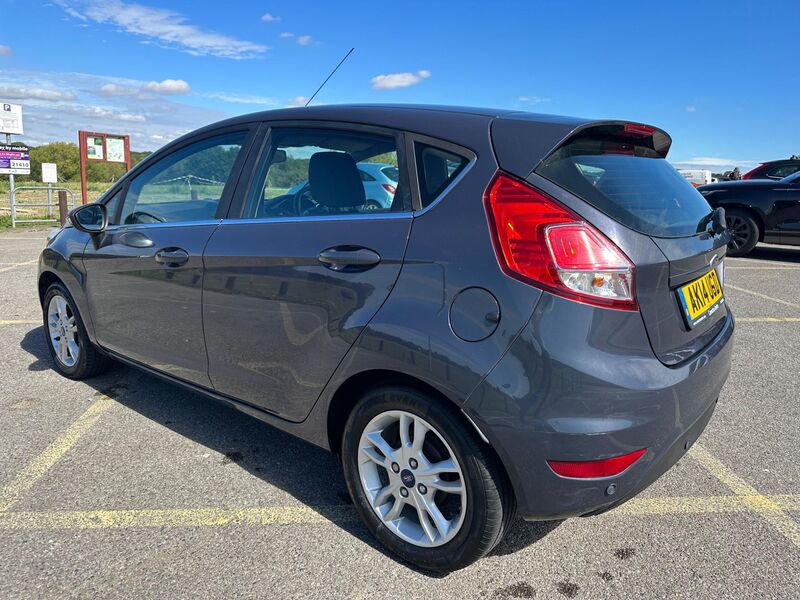 FORD FIESTA