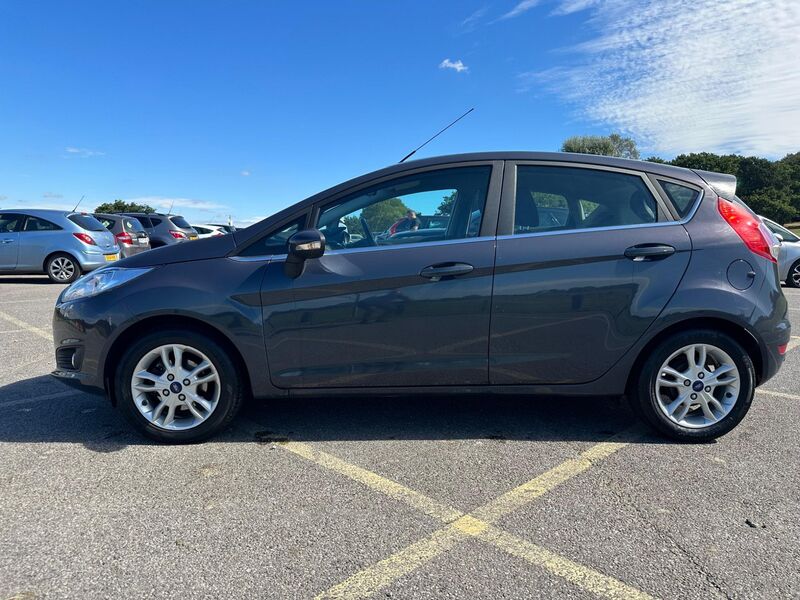FORD FIESTA
