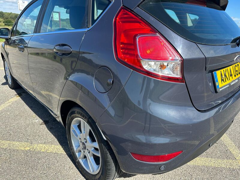 FORD FIESTA