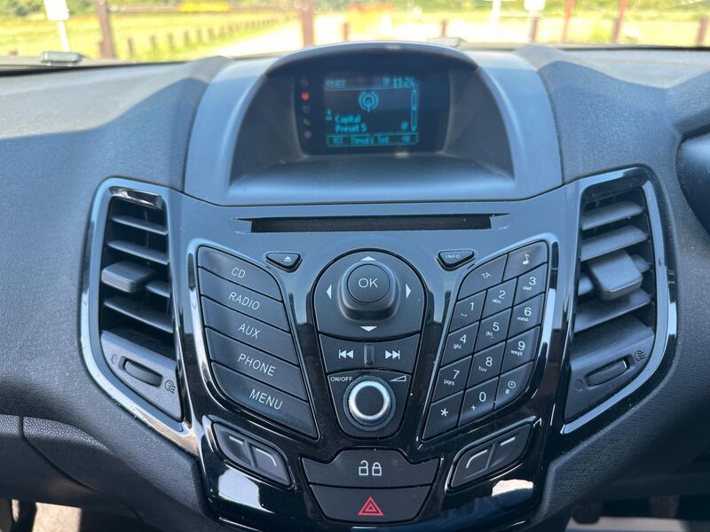 FORD FIESTA