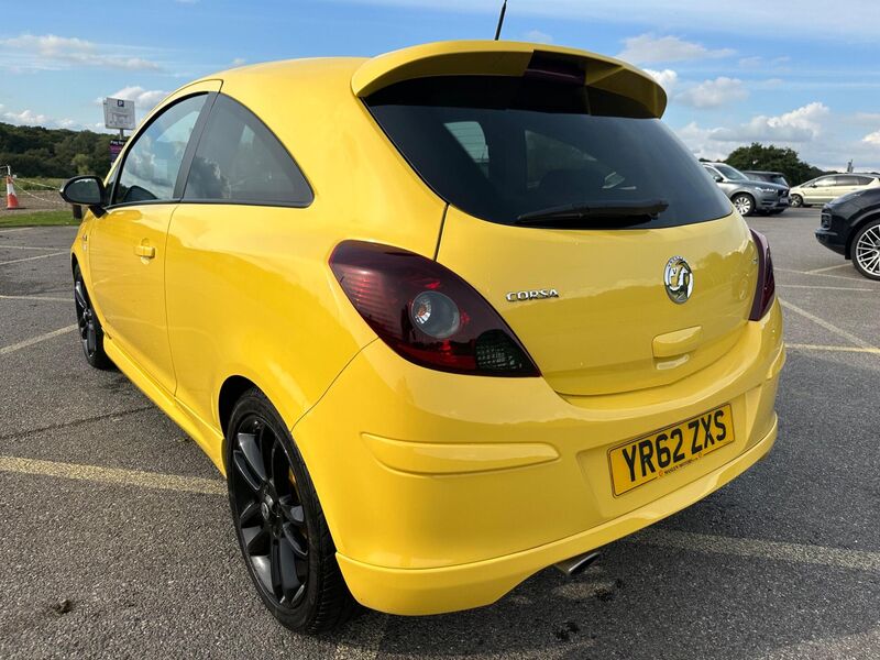 VAUXHALL CORSA