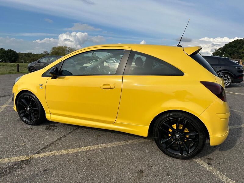 VAUXHALL CORSA
