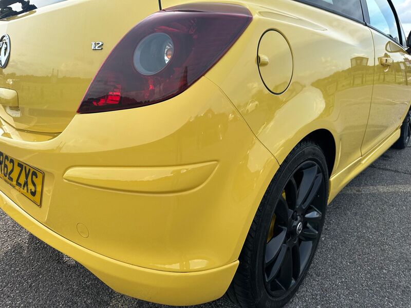 VAUXHALL CORSA
