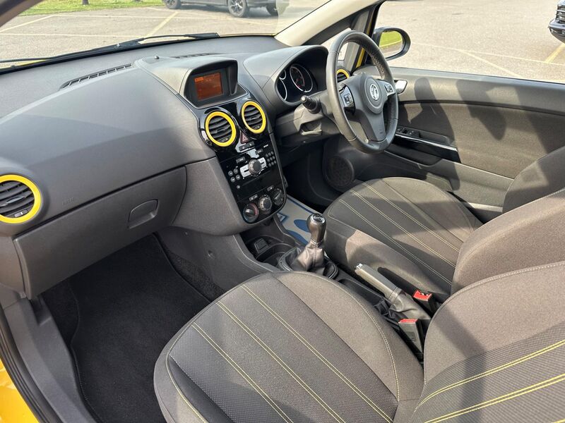 VAUXHALL CORSA