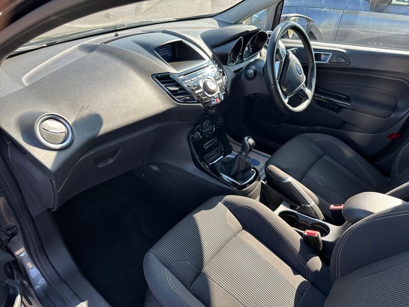 FORD FIESTA