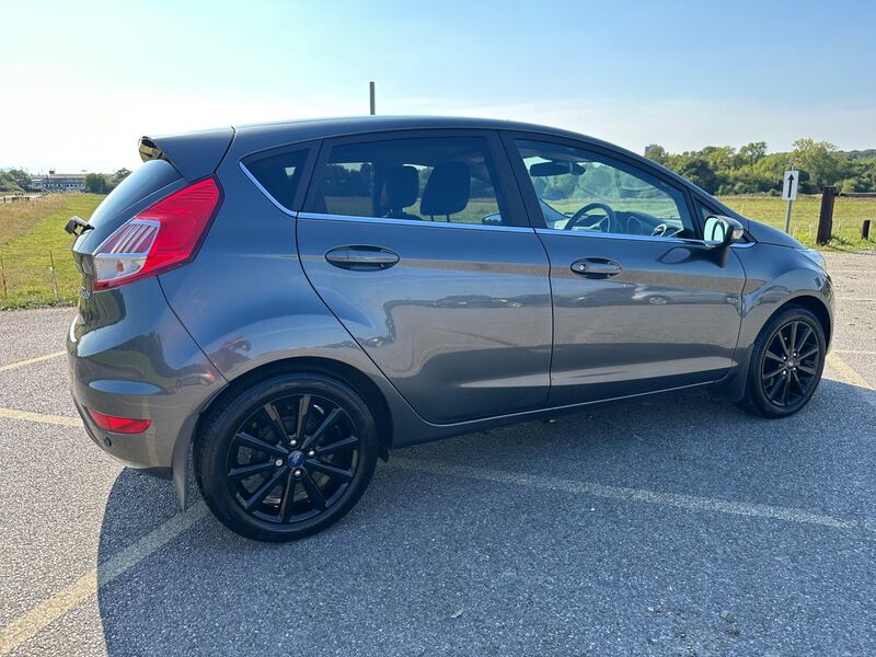 FORD FIESTA