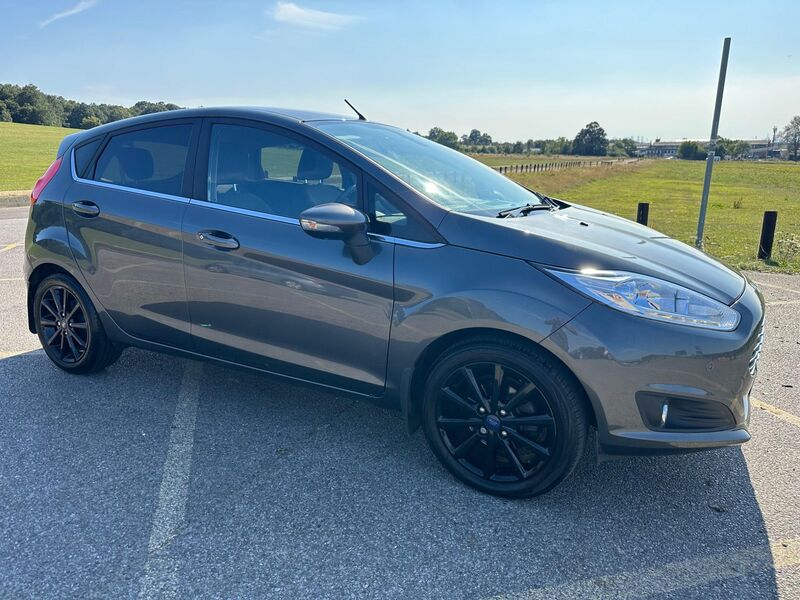 FORD FIESTA