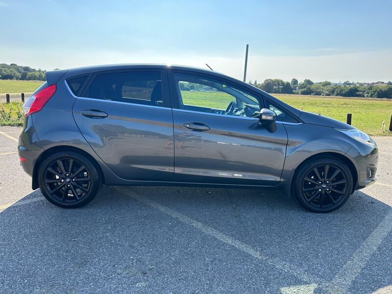 FORD FIESTA