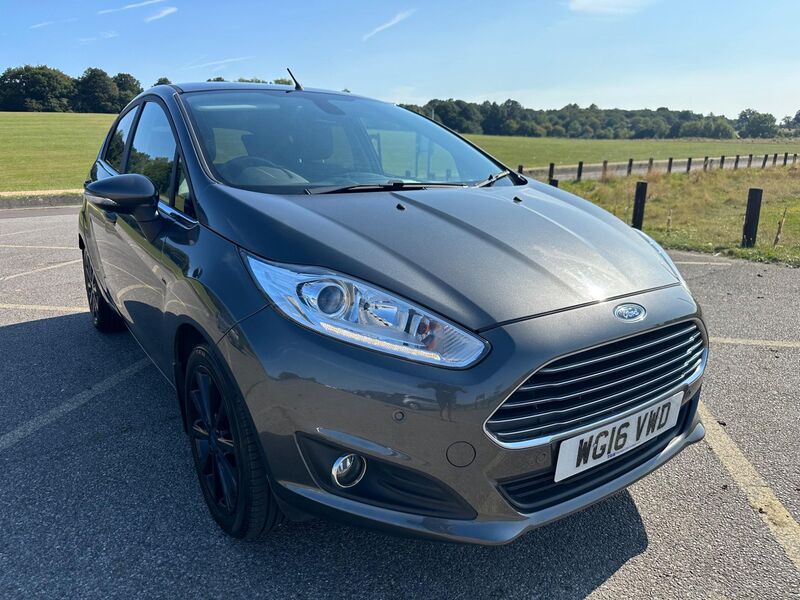 View FORD FIESTA 1.0T EcoBoost Titanium Euro 6 (s/s) 5dr