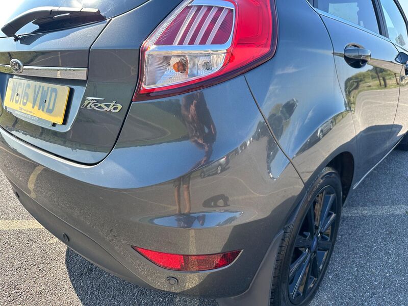 FORD FIESTA