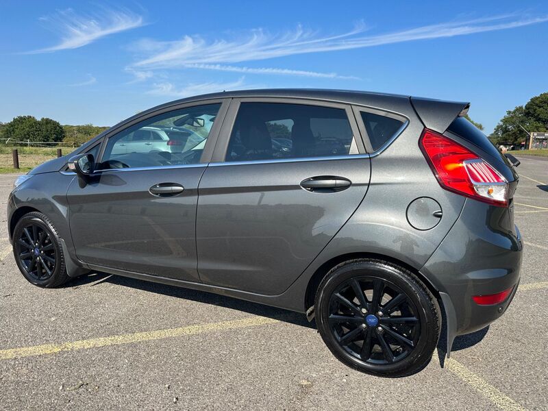 FORD FIESTA
