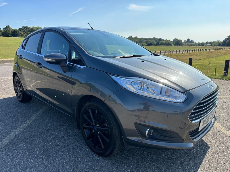 FORD FIESTA