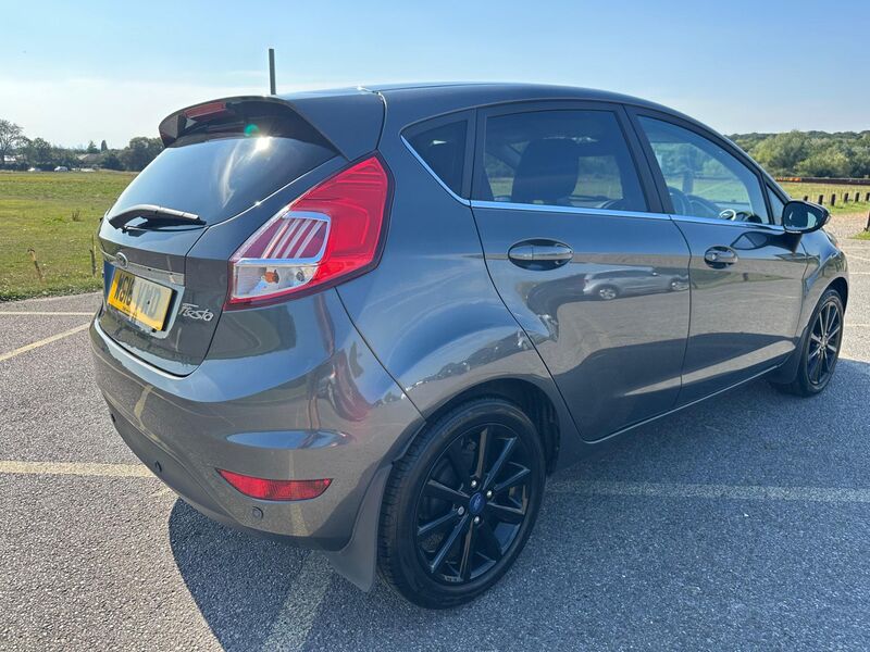 FORD FIESTA