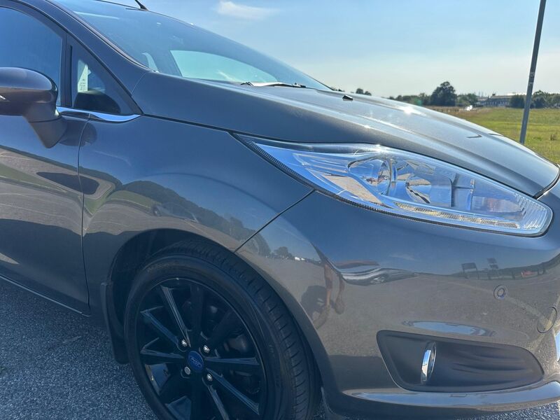 FORD FIESTA