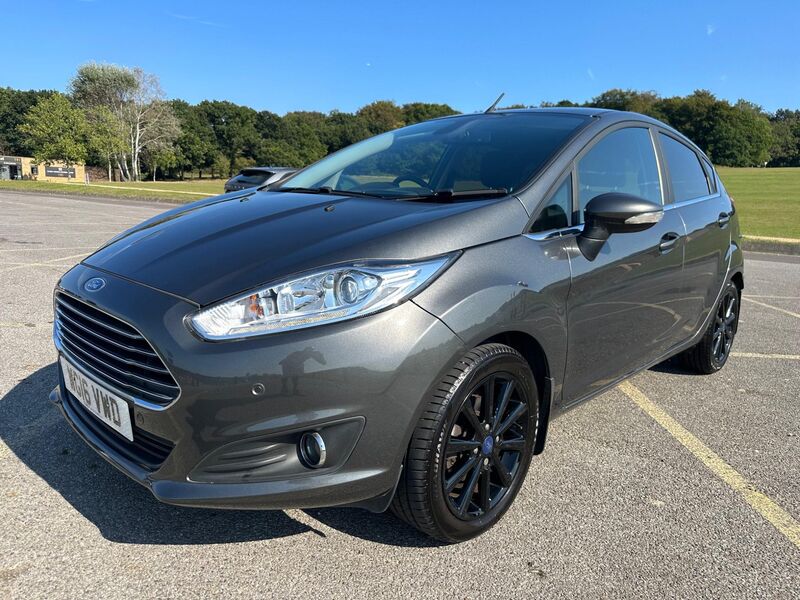 FORD FIESTA