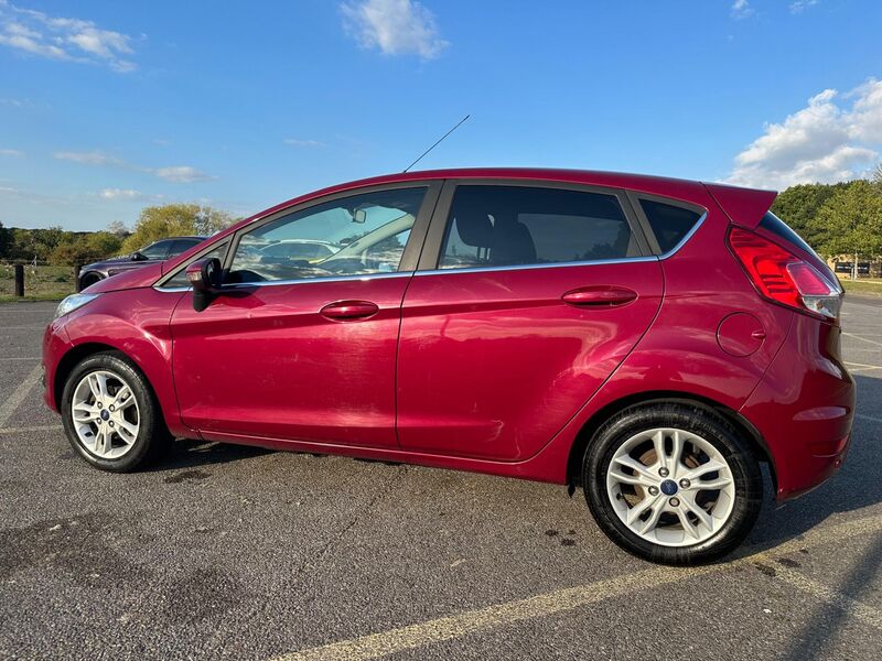 FORD FIESTA