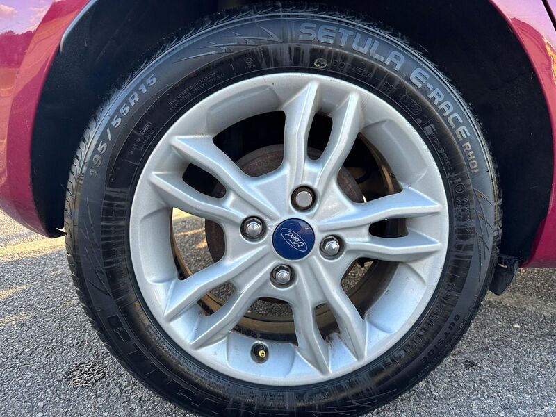 FORD FIESTA