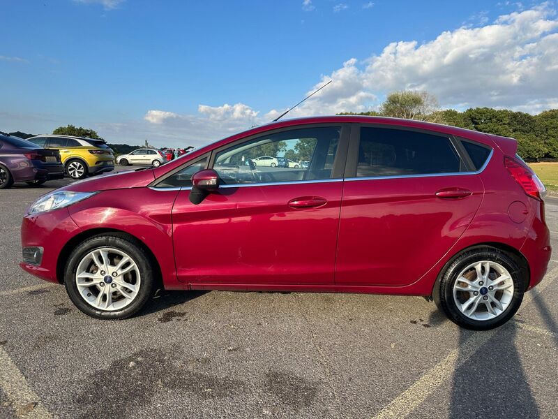 FORD FIESTA