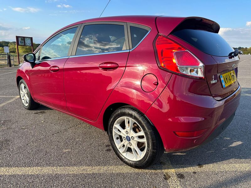 FORD FIESTA