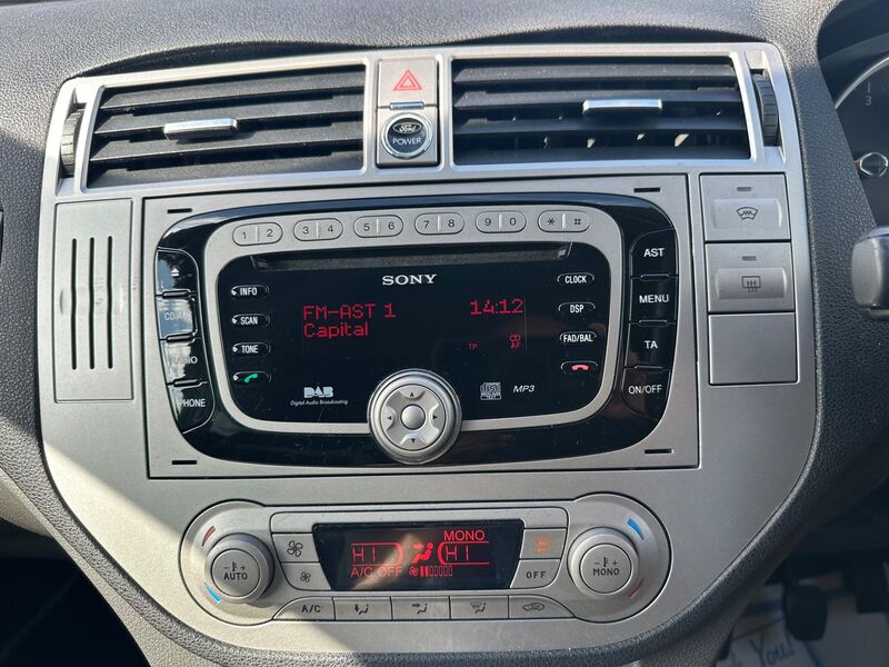 FORD KUGA