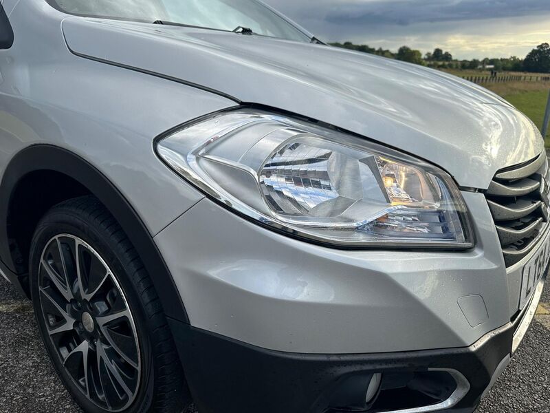 SUZUKI SX4 S-CROSS