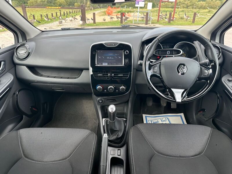 RENAULT CLIO
